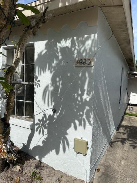 待售: $255,000 (2 贝兹, 1 浴室, 968 平方英尺)