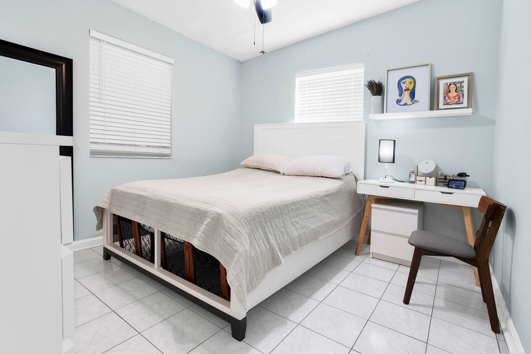 For Sale: $405,900 (3 beds, 1 baths, 828 Square Feet)