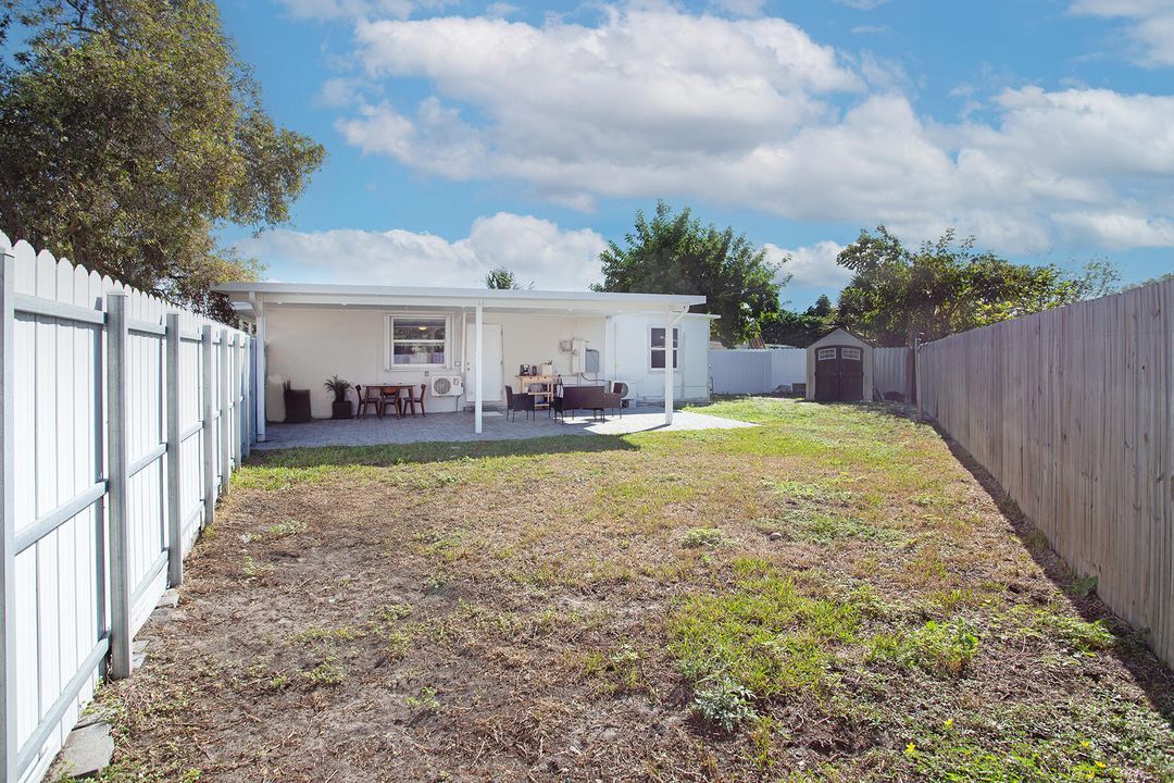 For Sale: $405,900 (3 beds, 1 baths, 828 Square Feet)