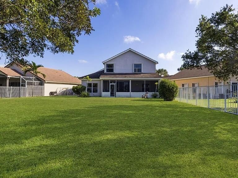 En Renta: $3,900 (4 camas, 3 baños, 2376 Pies cuadrados)