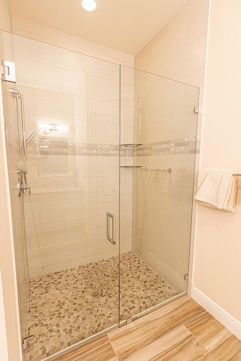 For Sale: $545,000 (3 beds, 2 baths, 1907 Square Feet)