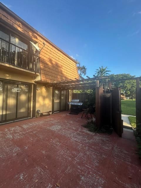 Active With Contract: $320,000 (3 beds, 2 baths, 1488 Square Feet)