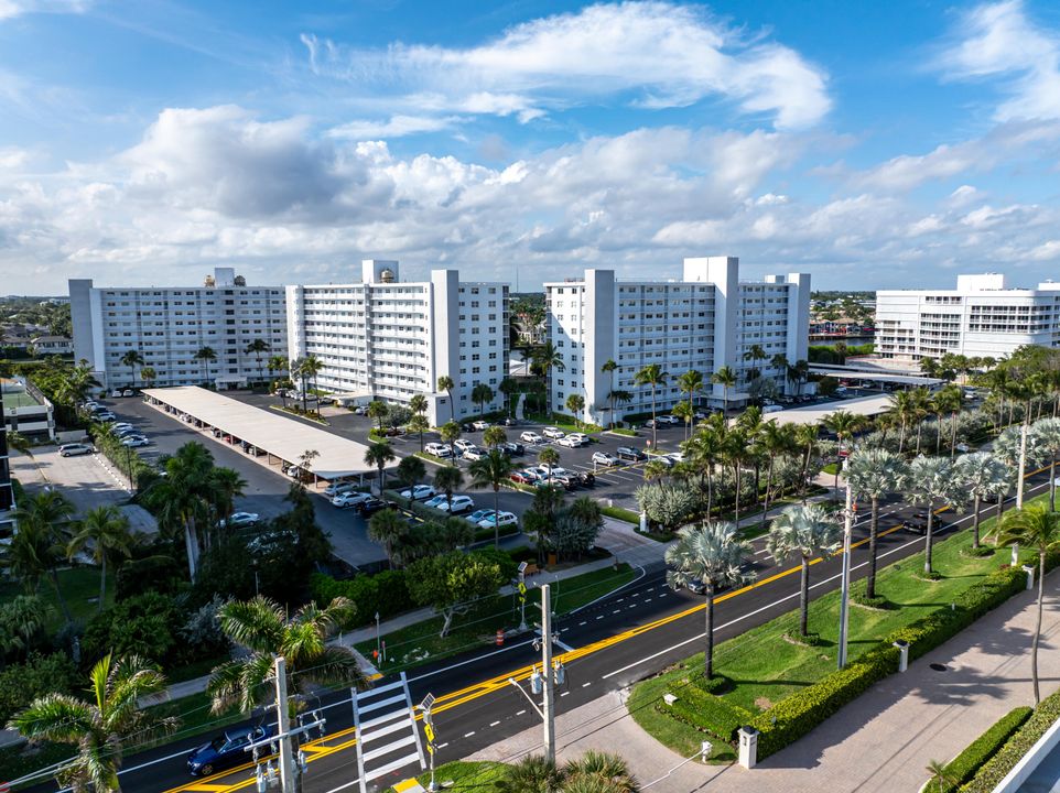 En Venta: $545,000 (2 camas, 2 baños, 1201 Pies cuadrados)