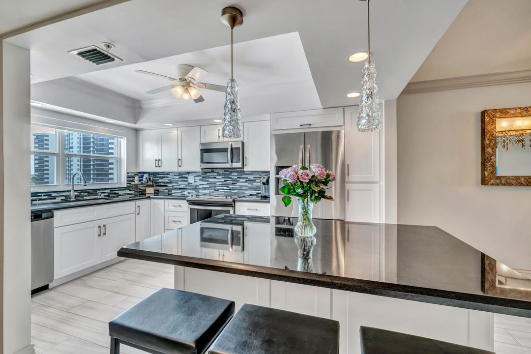 En Venta: $545,000 (2 camas, 2 baños, 1201 Pies cuadrados)