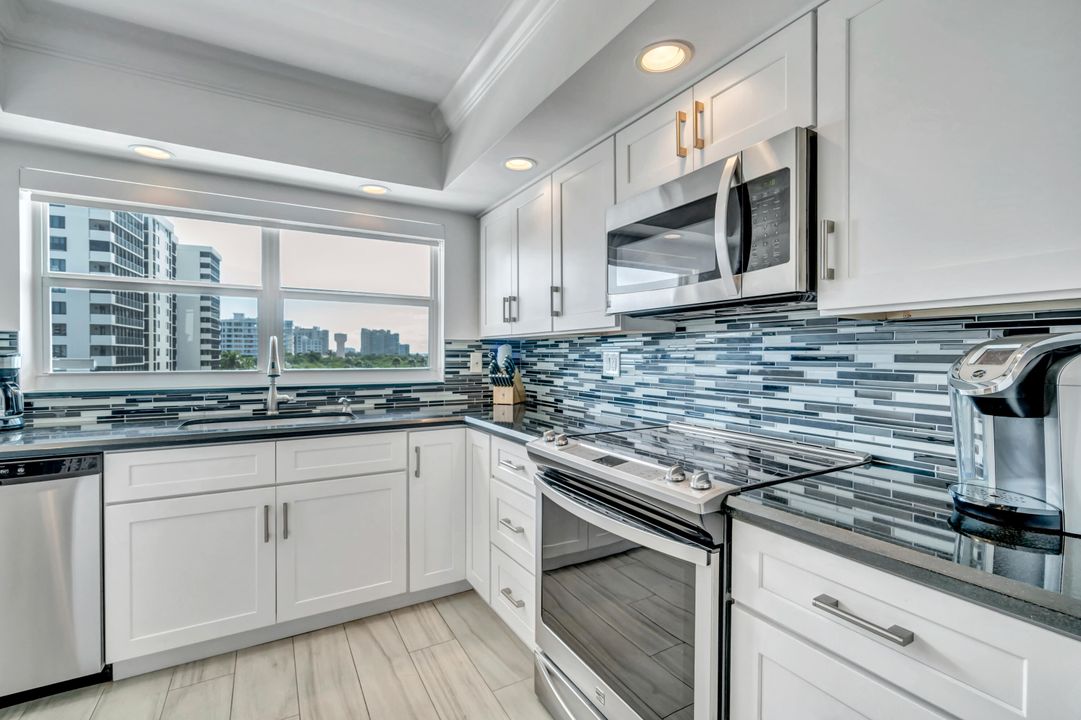 En Venta: $545,000 (2 camas, 2 baños, 1201 Pies cuadrados)