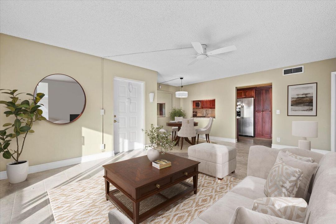 待售: $179,900 (2 贝兹, 2 浴室, 1111 平方英尺)