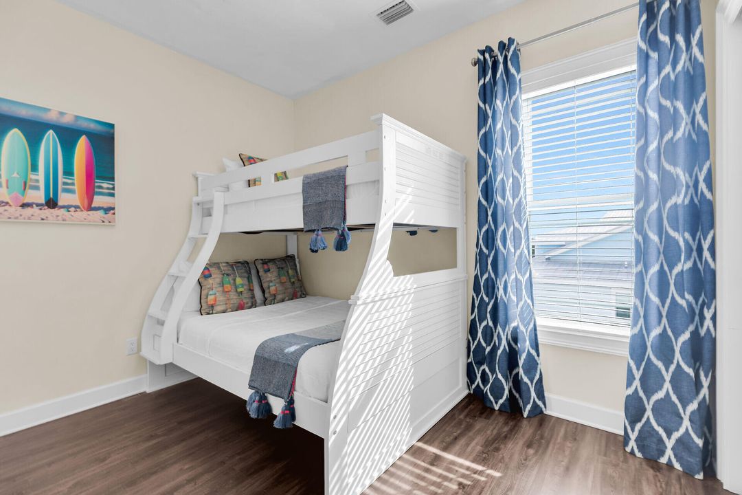 На продажу: $1,445,000 (4 спален, 3 ванн, 1840 Квадратных фут)