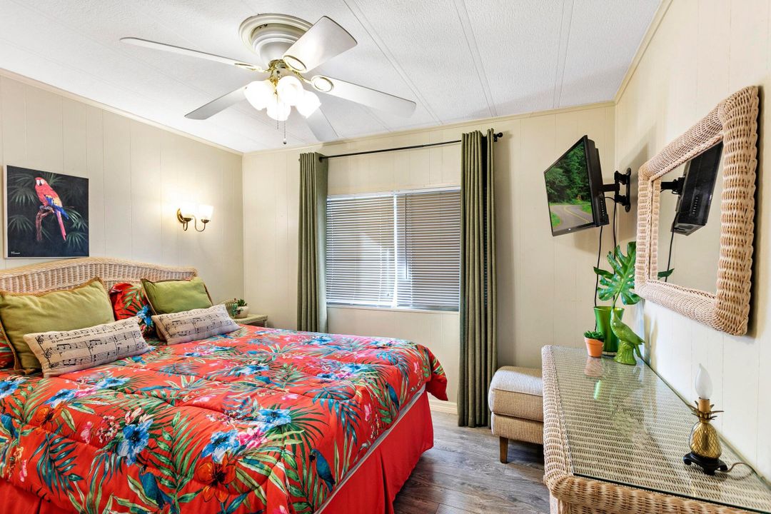 На продажу: $189,900 (2 спален, 2 ванн, 1200 Квадратных фут)