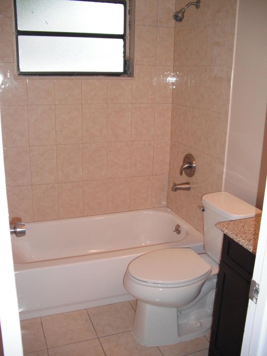 For Rent: $2,950 (3 beds, 2 baths, 1132 Square Feet)