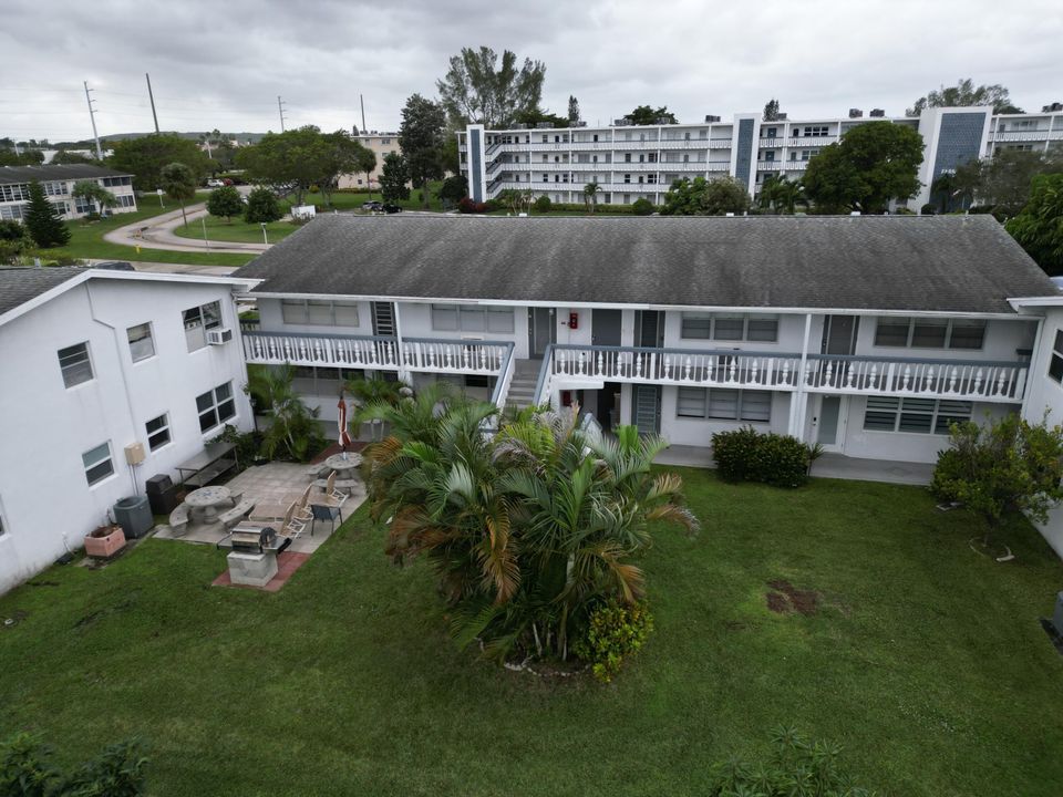 На продажу: $93,000 (1 спален, 1 ванн, 595 Квадратных фут)