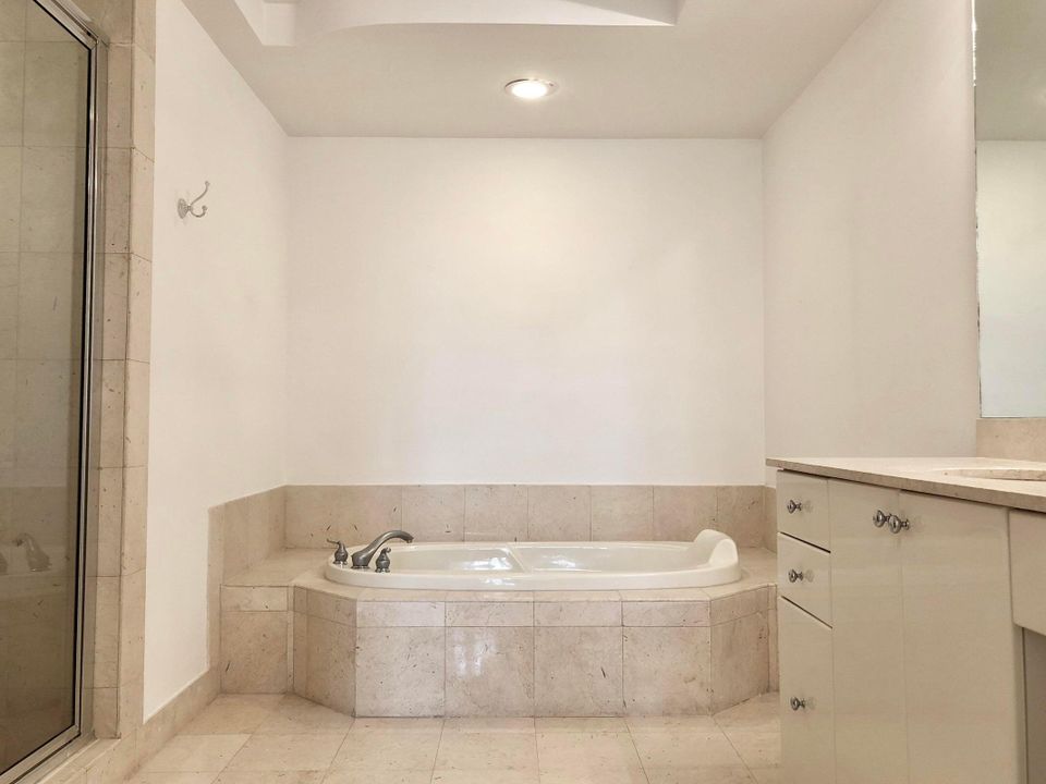 En Renta: $3,150 (1 camas, 1 baños, 907 Pies cuadrados)