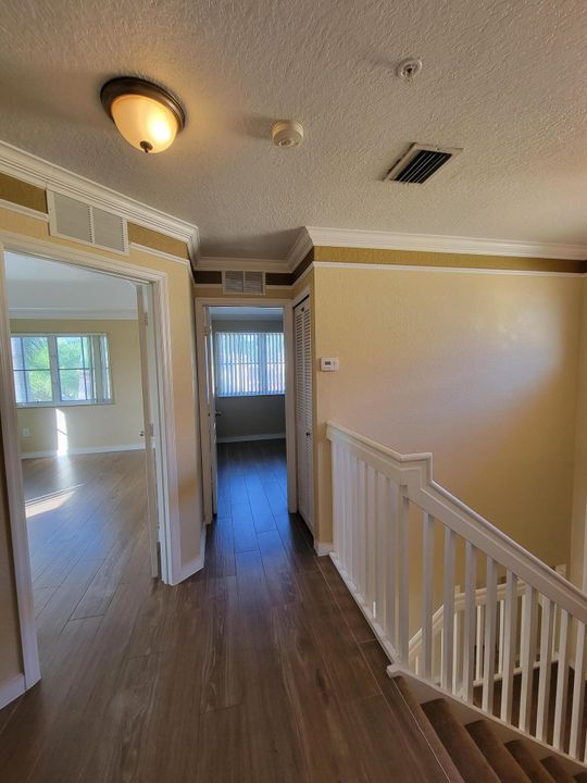 For Rent: $3,640 (3 beds, 2 baths, 1524 Square Feet)