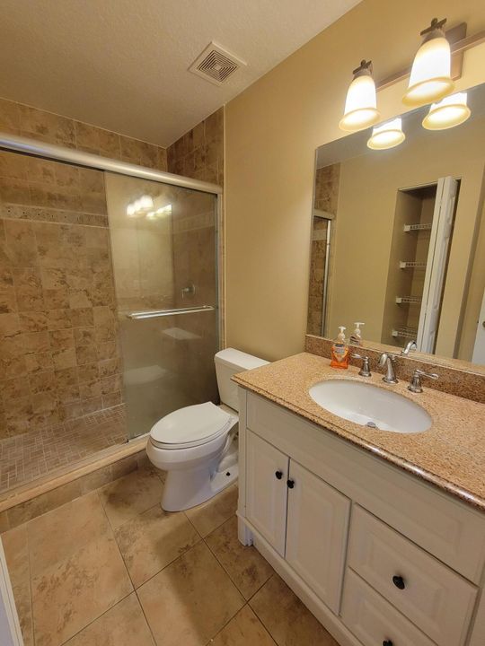 For Rent: $3,640 (3 beds, 2 baths, 1524 Square Feet)