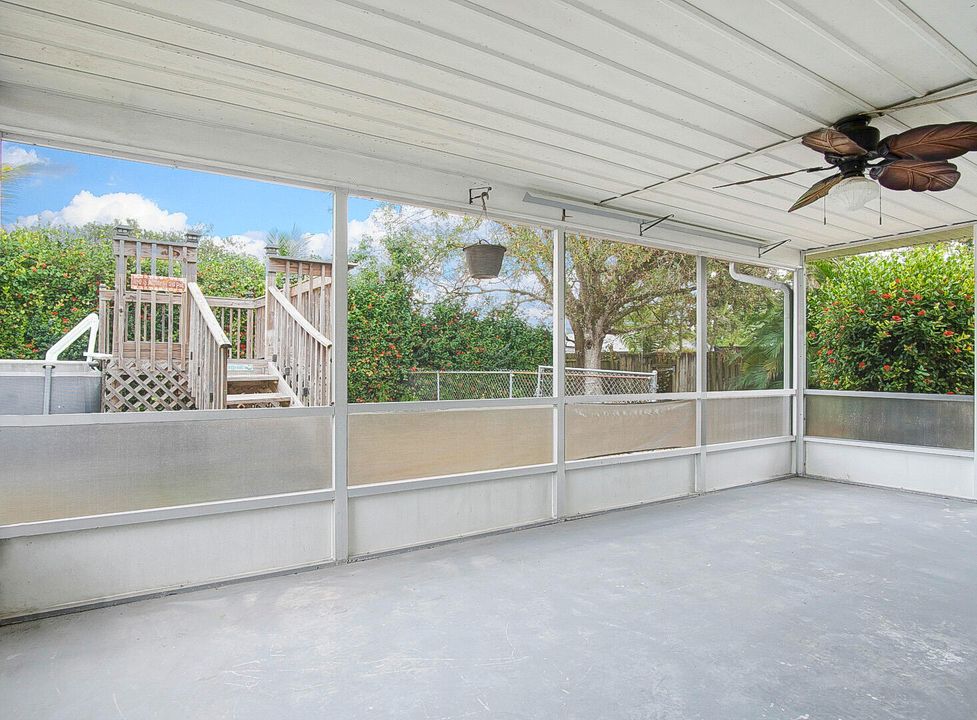 En Venta: $349,000 (2 camas, 2 baños, 1132 Pies cuadrados)