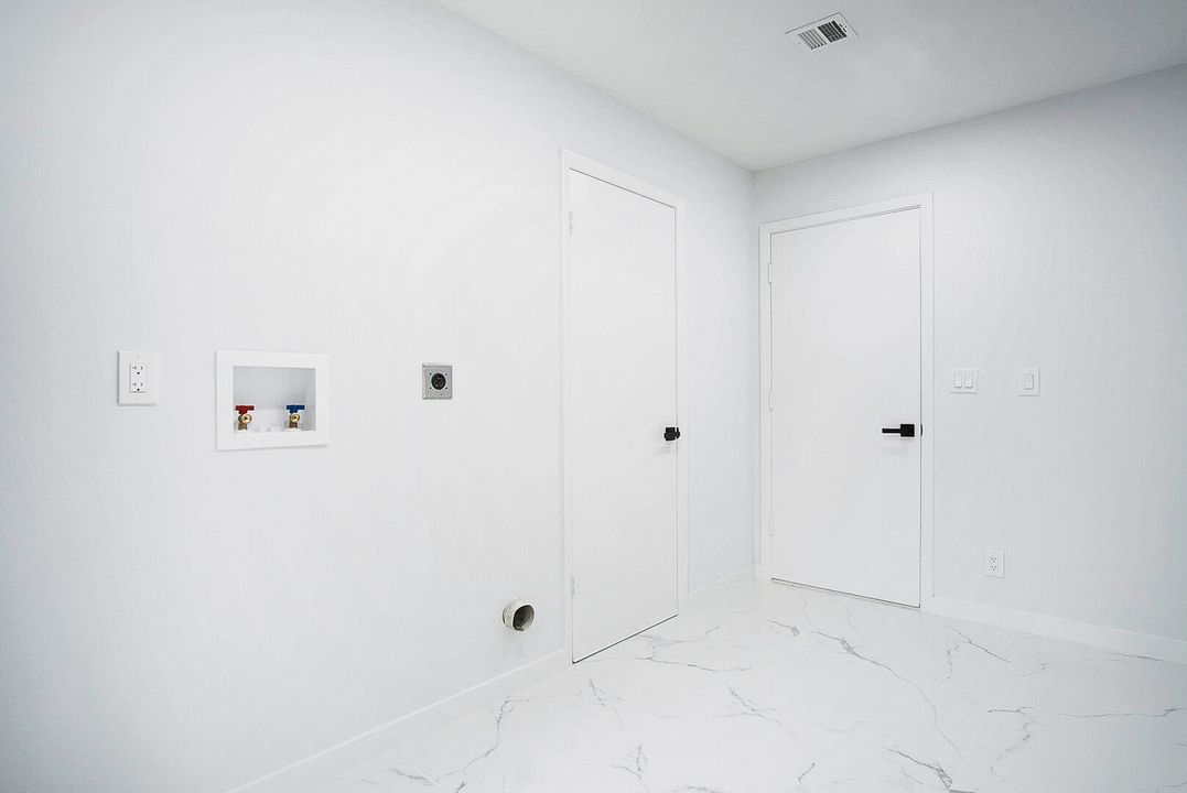 En Venta: $349,000 (2 camas, 2 baños, 1132 Pies cuadrados)