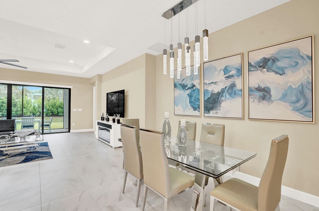 For Sale: $1,249,900 (2 beds, 2 baths, 2214 Square Feet)