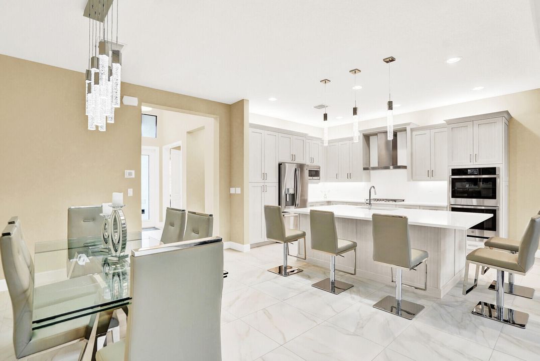 For Sale: $1,249,900 (2 beds, 2 baths, 2214 Square Feet)