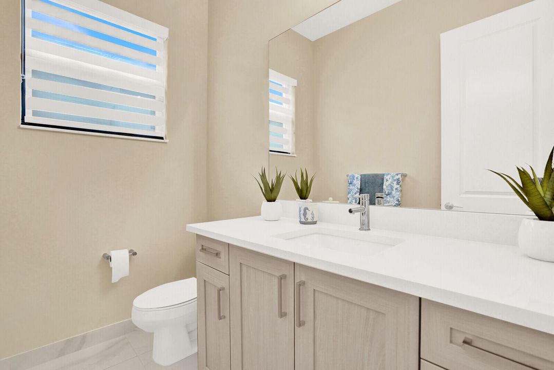 For Sale: $1,249,900 (2 beds, 2 baths, 2214 Square Feet)