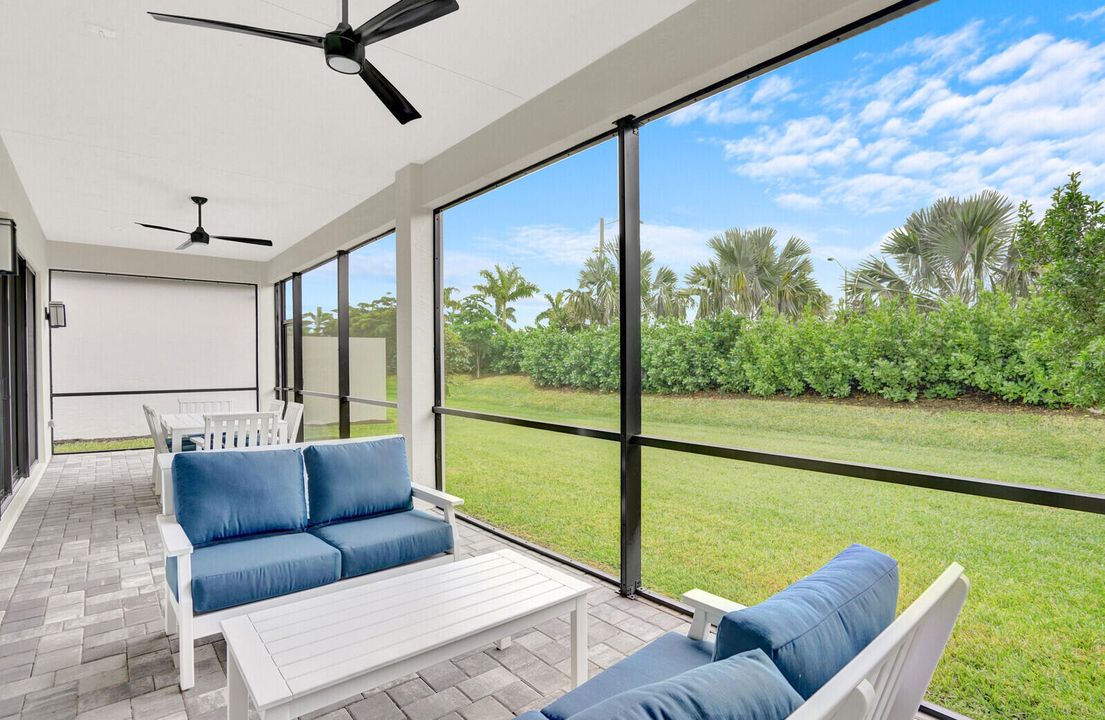 For Sale: $1,249,900 (2 beds, 2 baths, 2214 Square Feet)