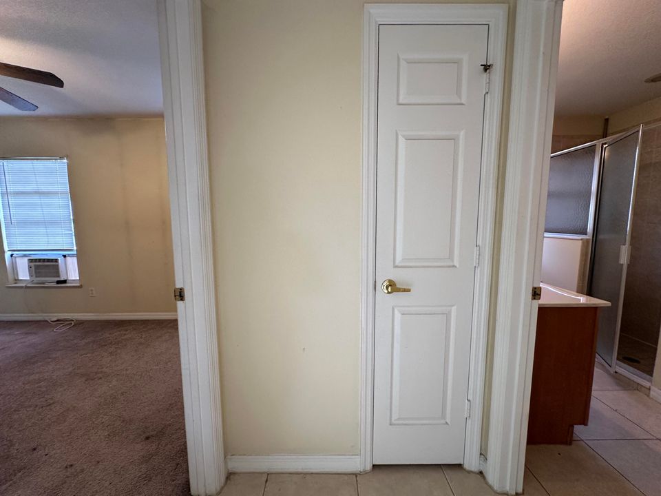 For Rent: $2,700 (3 beds, 3 baths, 2089 Square Feet)