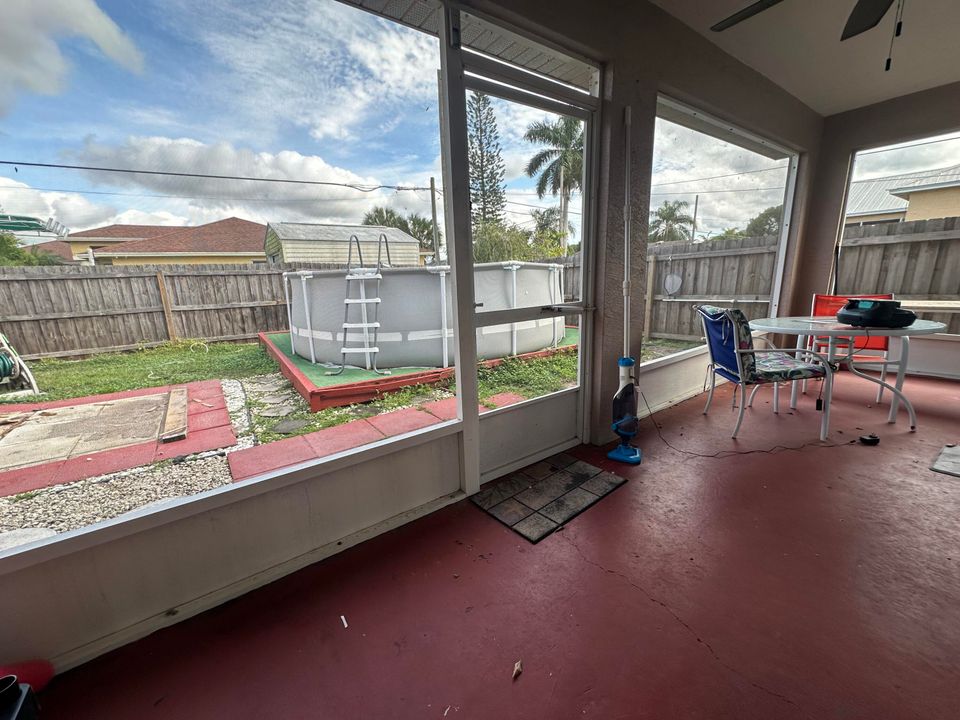 For Rent: $2,700 (3 beds, 3 baths, 2089 Square Feet)