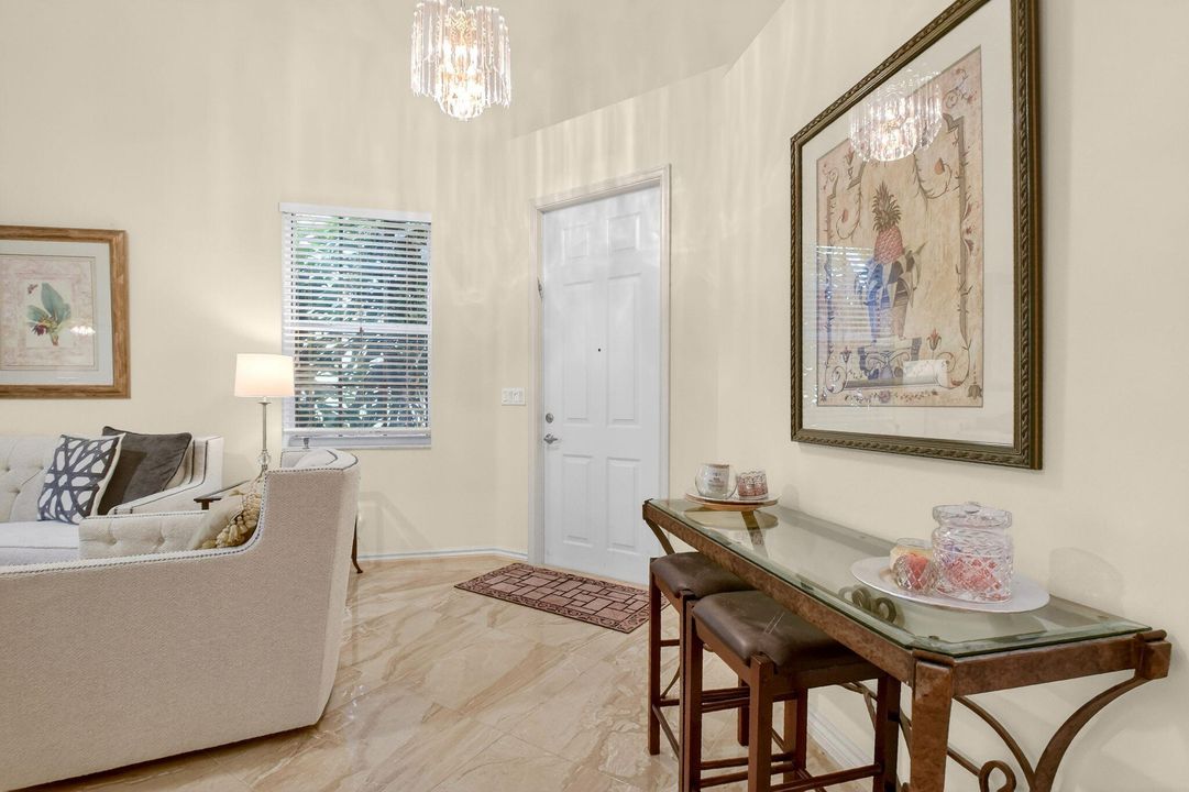 For Sale: $389,000 (2 beds, 2 baths, 1559 Square Feet)