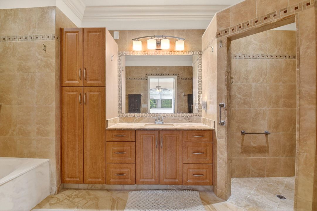 For Sale: $389,000 (2 beds, 2 baths, 1559 Square Feet)