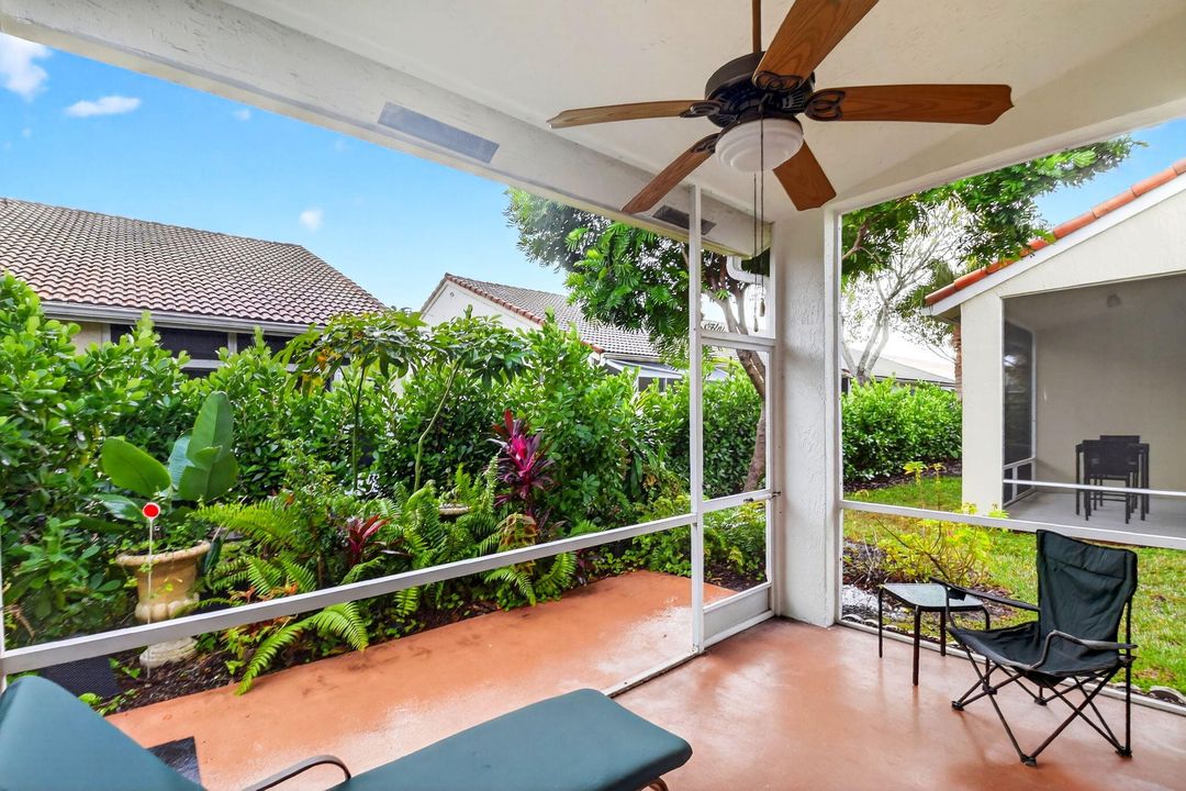 For Sale: $389,000 (2 beds, 2 baths, 1559 Square Feet)