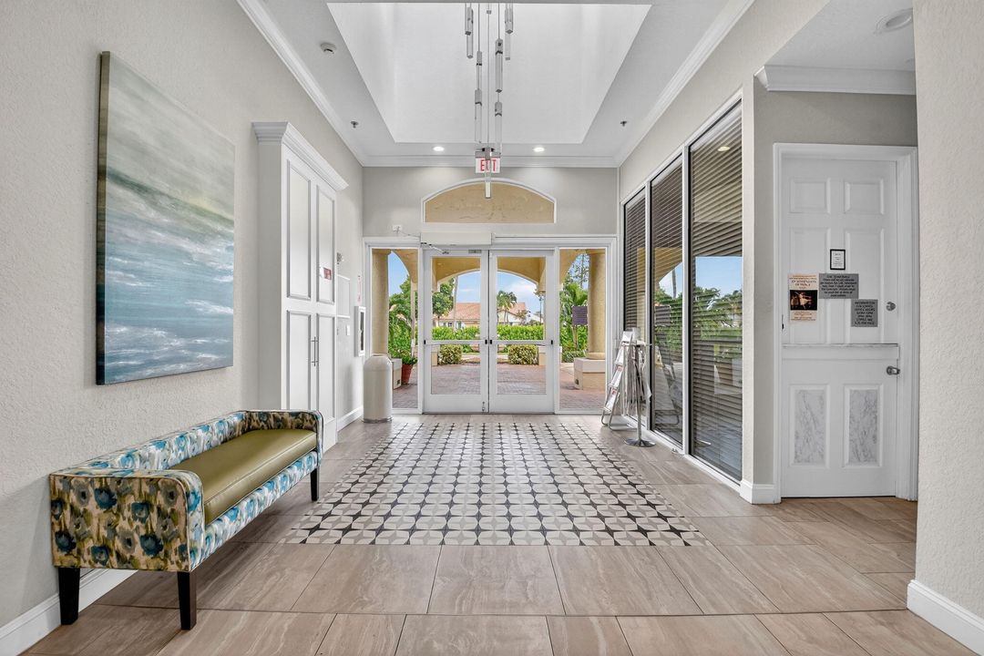 For Sale: $389,000 (2 beds, 2 baths, 1559 Square Feet)