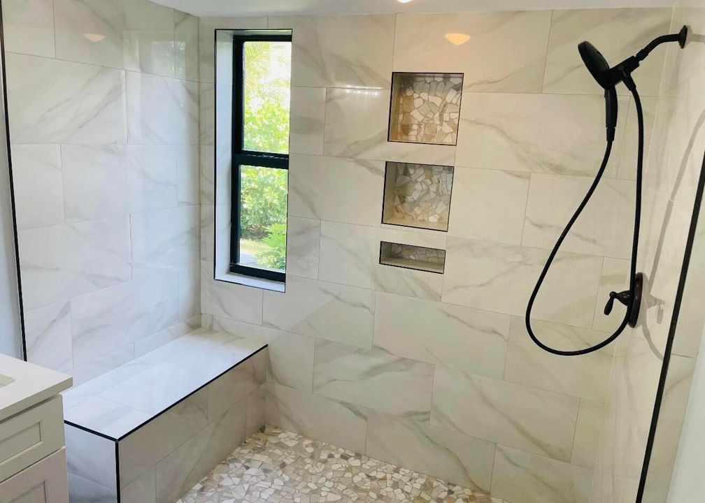 В аренду: $4,450 (4 спален, 2 ванн, 1835 Квадратных фут)