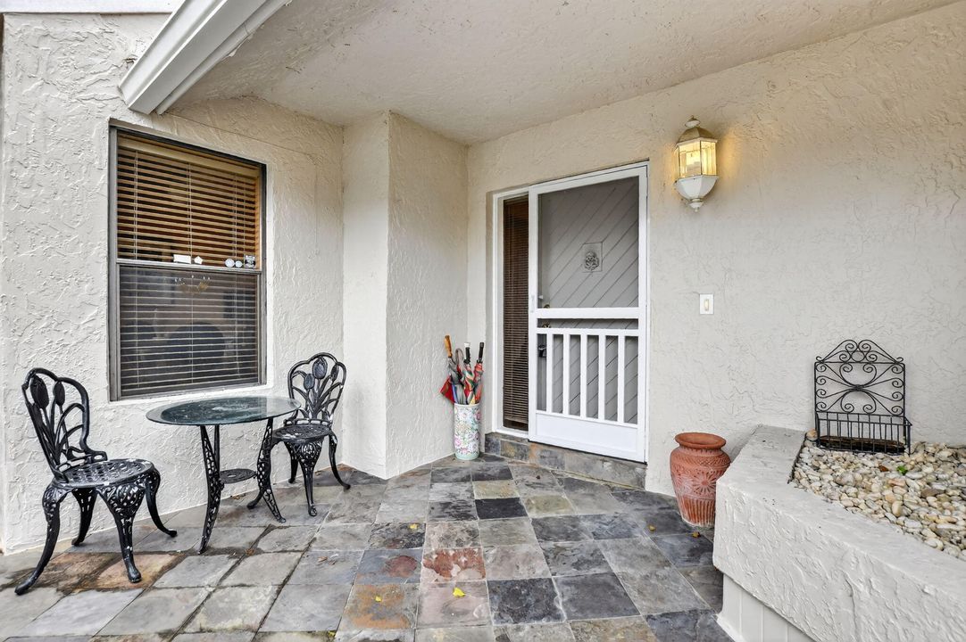 Active With Contract: $250,000 (2 beds, 2 baths, 1459 Square Feet)