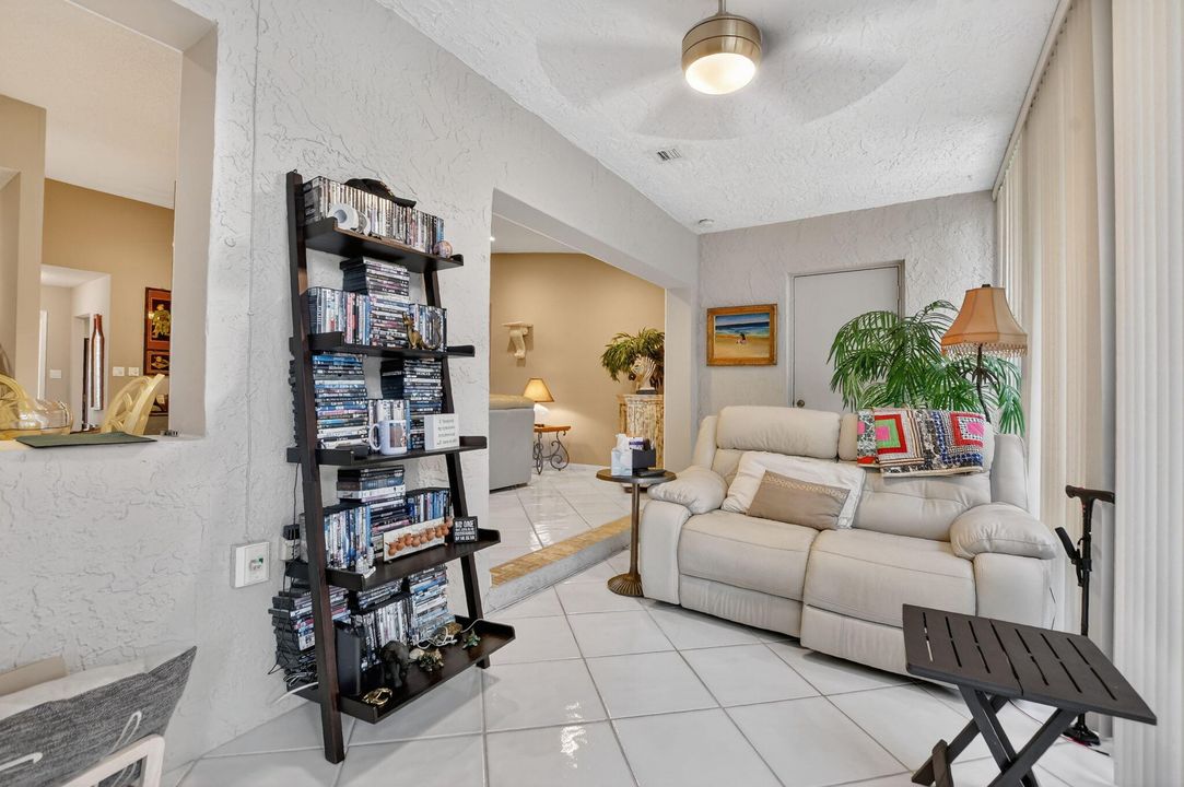 Active With Contract: $250,000 (2 beds, 2 baths, 1459 Square Feet)