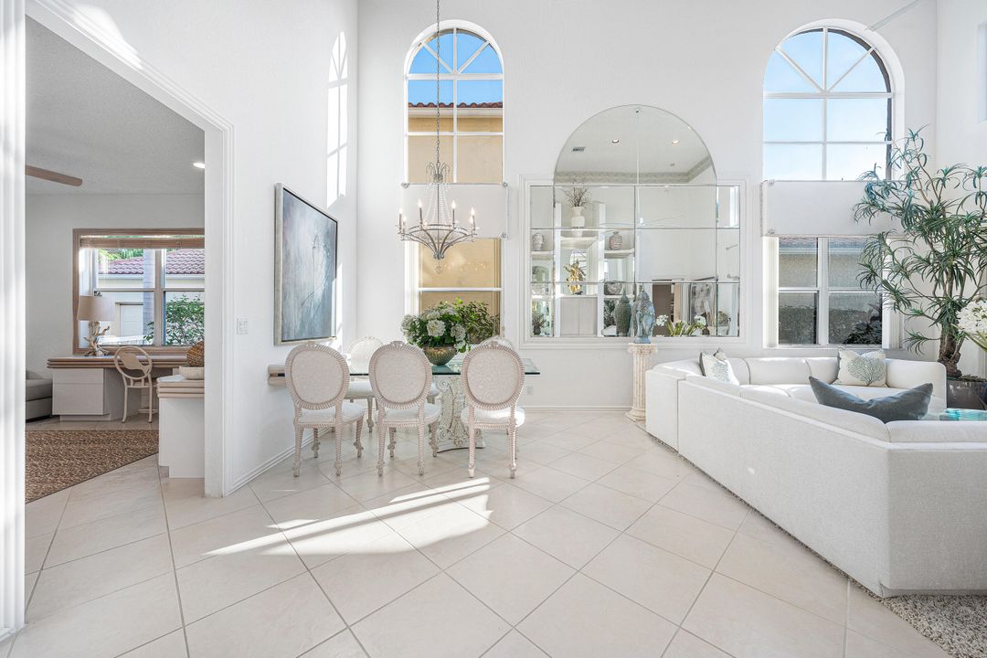 En Venta: $1,329,000 (3 camas, 2 baños, 2492 Pies cuadrados)