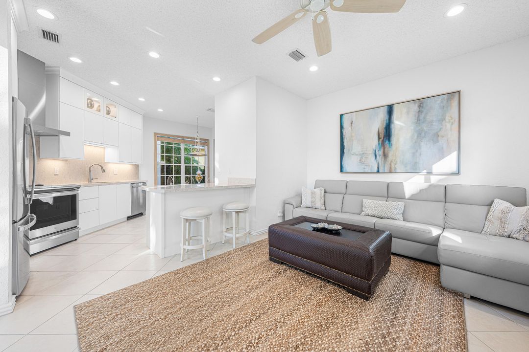 En Venta: $1,329,000 (3 camas, 2 baños, 2492 Pies cuadrados)