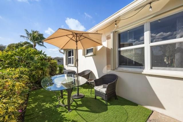 For Sale: $350,000 (3 beds, 2 baths, 1400 Square Feet)