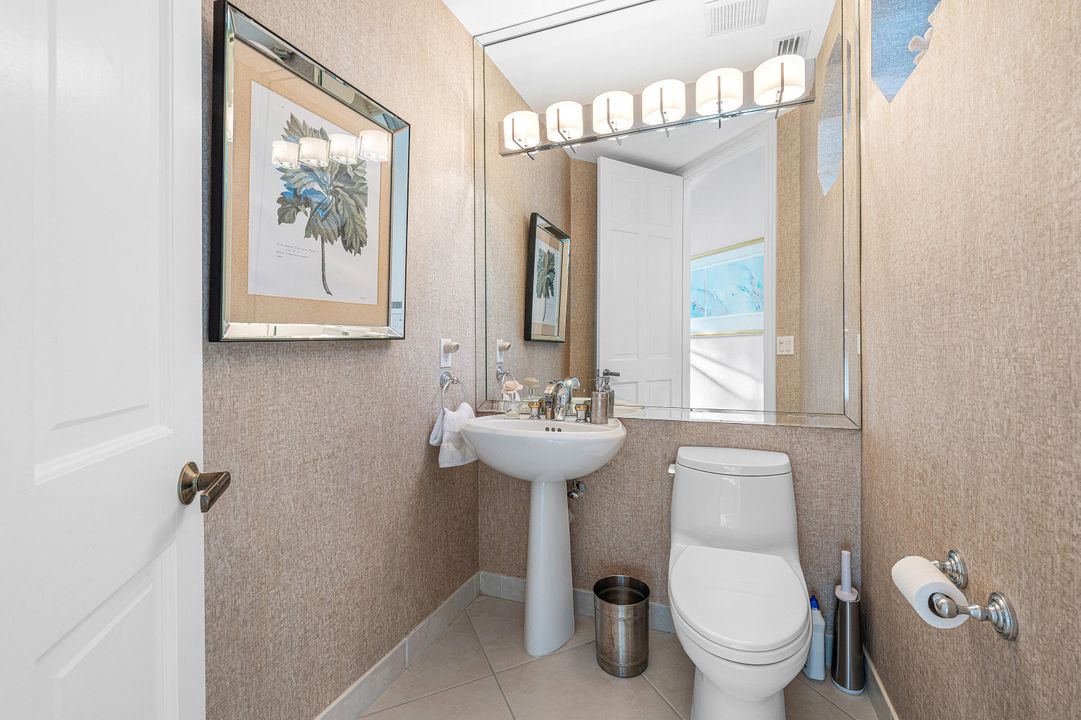 En Venta: $1,329,000 (3 camas, 2 baños, 2492 Pies cuadrados)