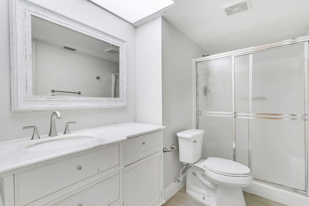 For Sale: $259,000 (3 beds, 3 baths, 1360 Square Feet)