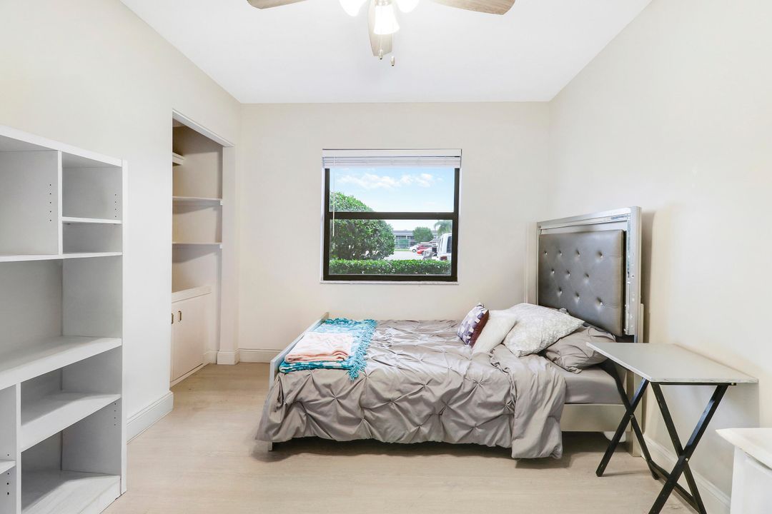 For Sale: $259,000 (3 beds, 3 baths, 1360 Square Feet)