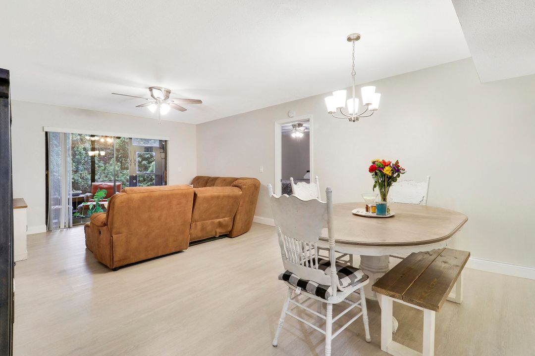 For Sale: $259,000 (3 beds, 3 baths, 1360 Square Feet)