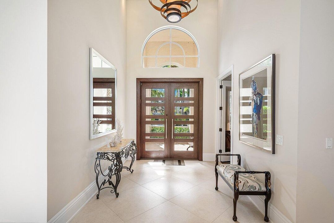 For Sale: $3,650,000 (5 beds, 4 baths, 5368 Square Feet)