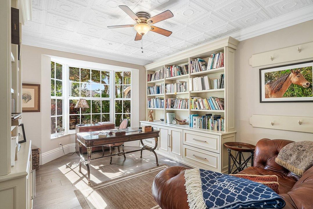 For Sale: $3,650,000 (5 beds, 4 baths, 5368 Square Feet)