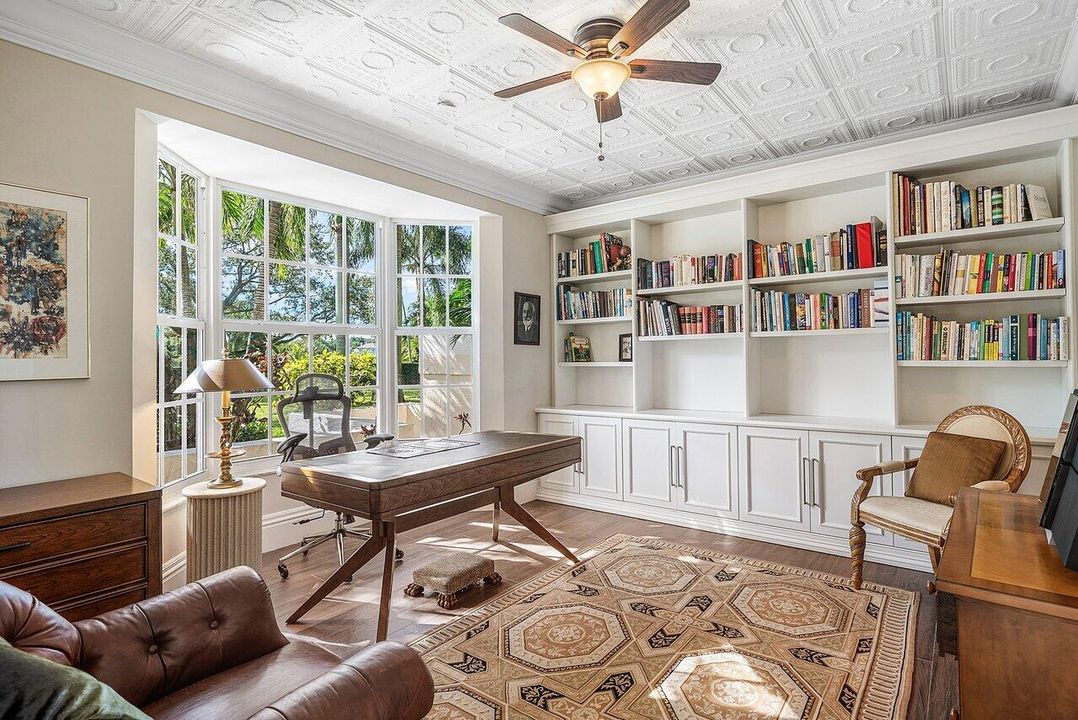 For Sale: $3,650,000 (5 beds, 4 baths, 5368 Square Feet)