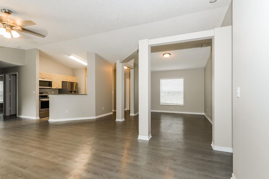 出租: $2,310 (3 贝兹, 2 浴室, 1582 平方英尺)