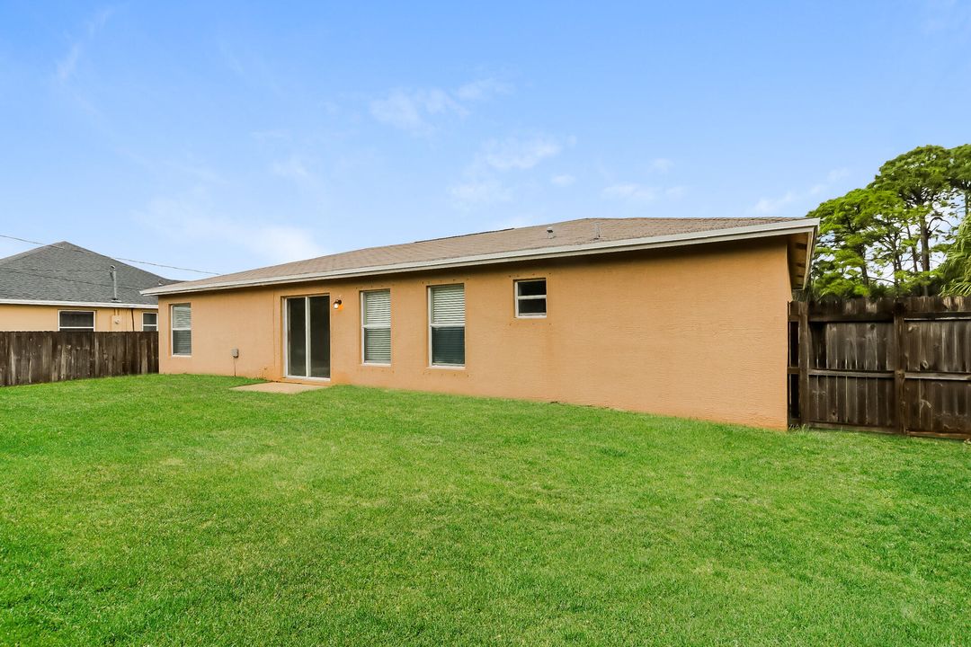 出租: $2,310 (3 贝兹, 2 浴室, 1582 平方英尺)