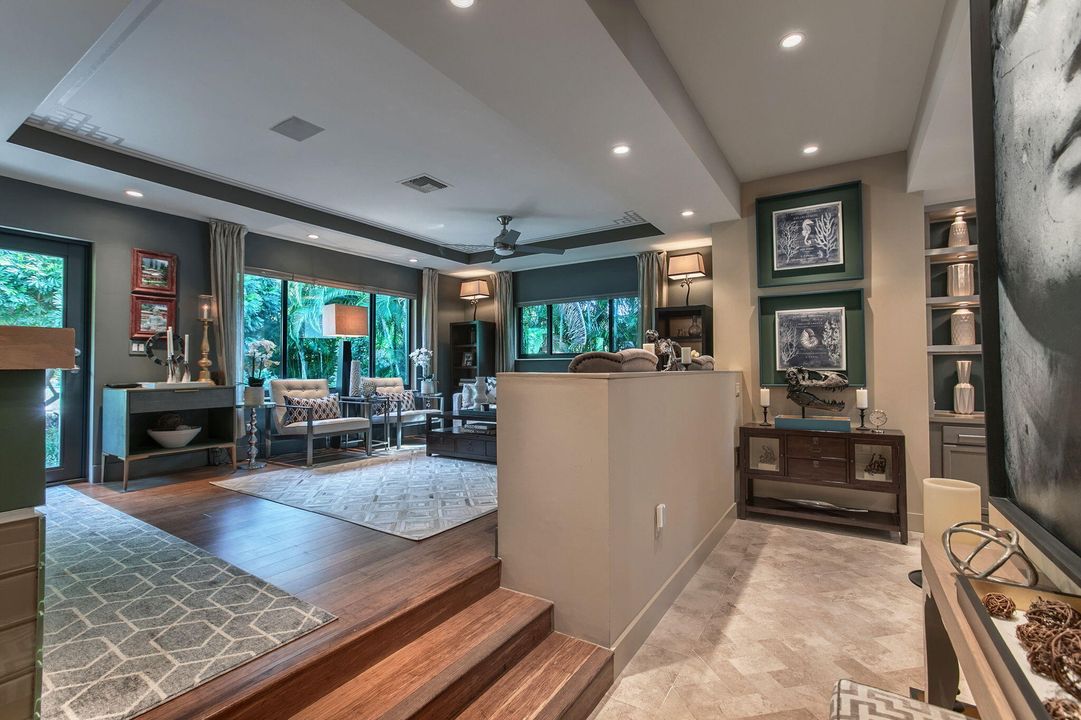 For Sale: $1,300,000 (3 beds, 2 baths, 1810 Square Feet)