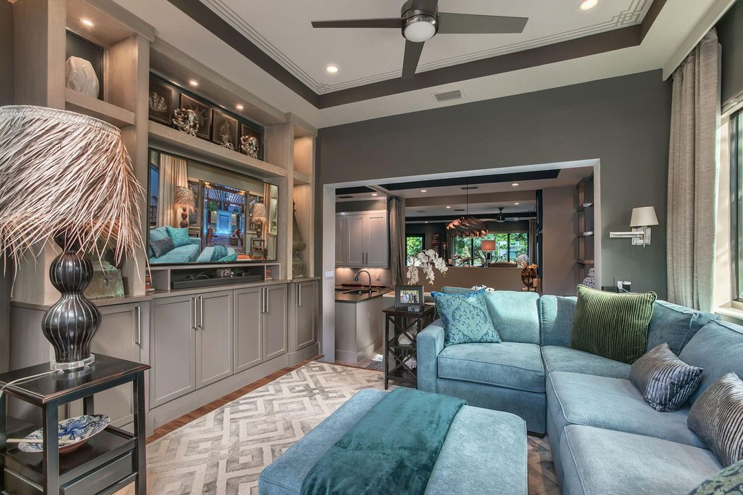 For Sale: $1,300,000 (3 beds, 2 baths, 1810 Square Feet)