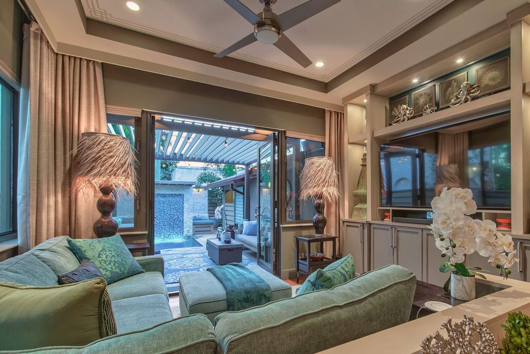 For Sale: $1,300,000 (3 beds, 2 baths, 1810 Square Feet)