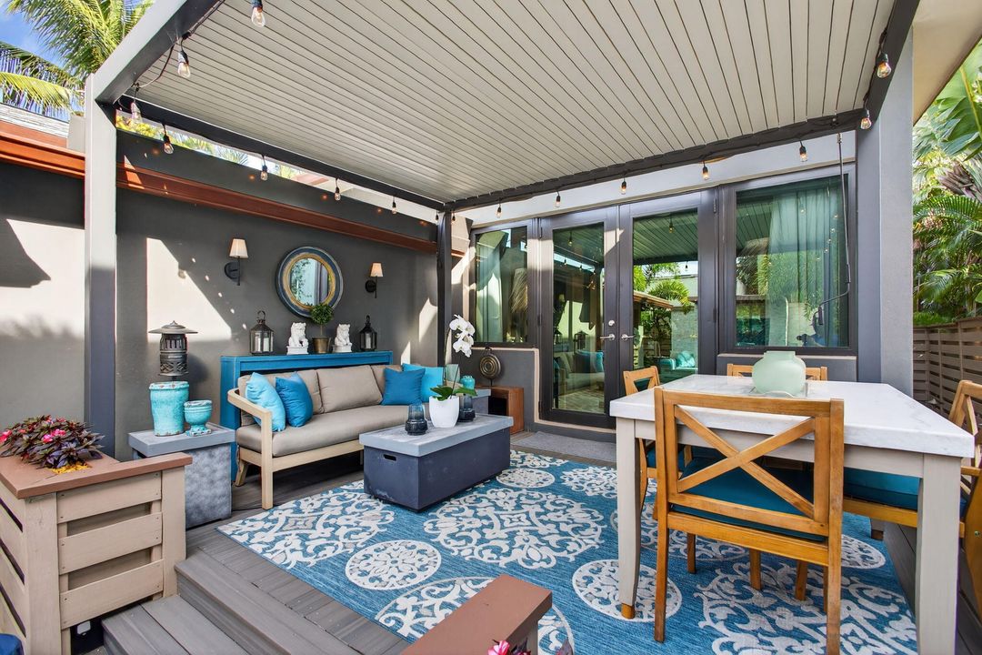 For Sale: $1,300,000 (3 beds, 2 baths, 1810 Square Feet)