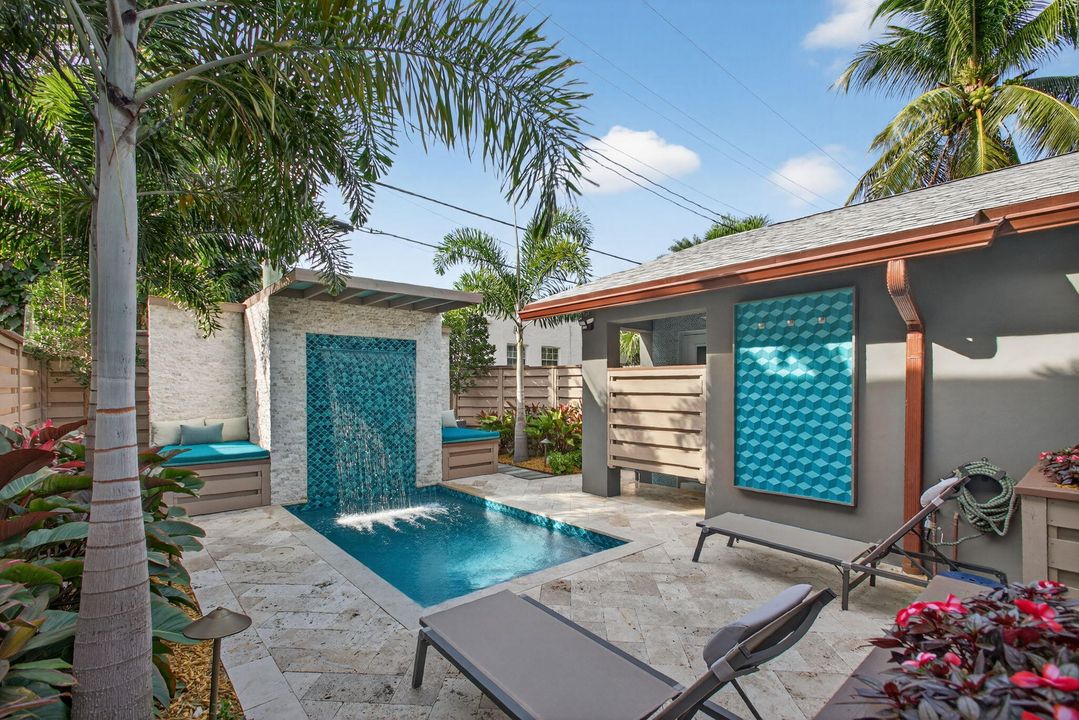 For Sale: $1,300,000 (3 beds, 2 baths, 1810 Square Feet)