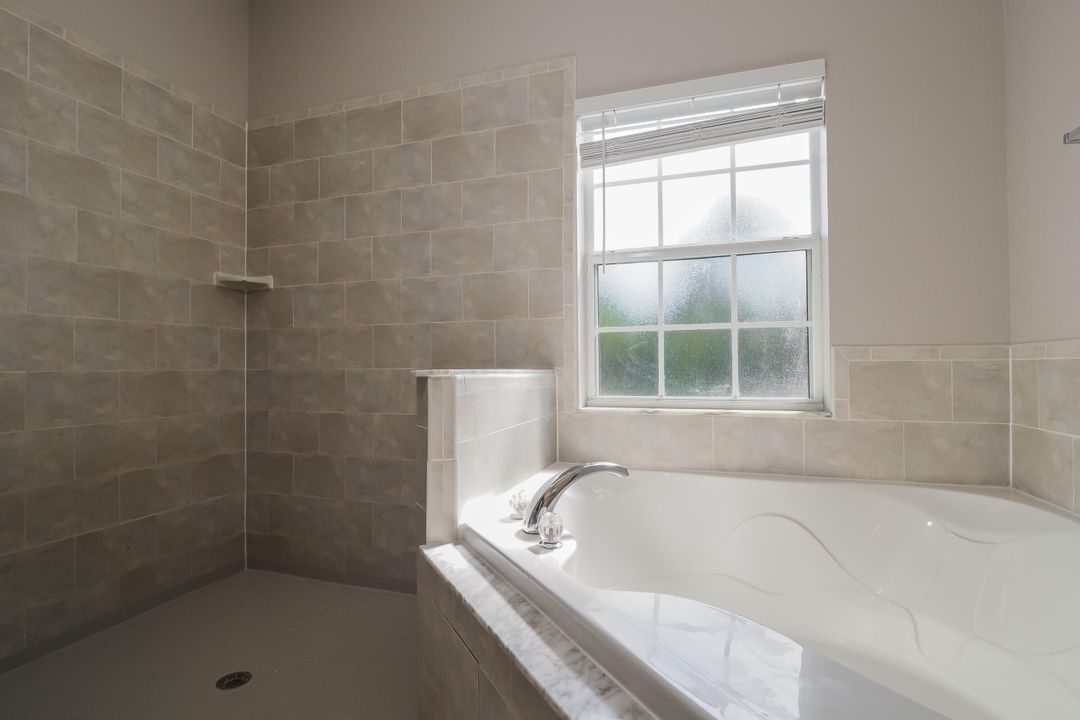 En Renta: $2,980 (3 camas, 2 baños, 1884 Pies cuadrados)